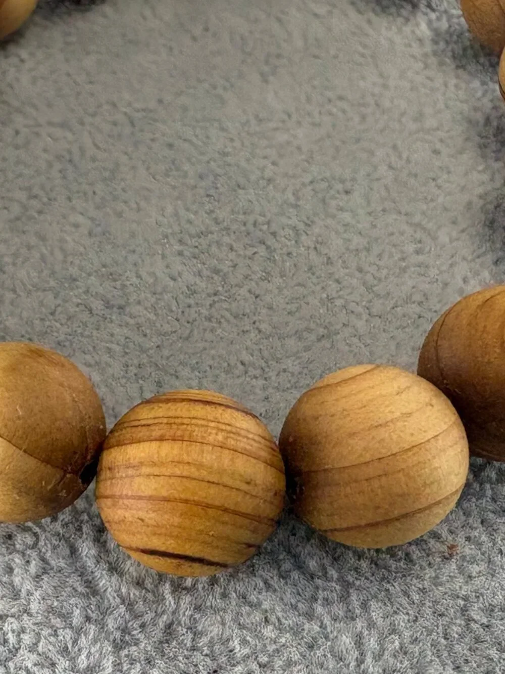 Natural Qiba Cliff Cypress Wood Bead Bracelet 12mmx17 Meditation Prayer 11.51g